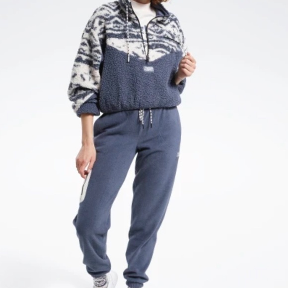 Reebok Classics Winter Escape Track Jacket - Picture 2 of 2